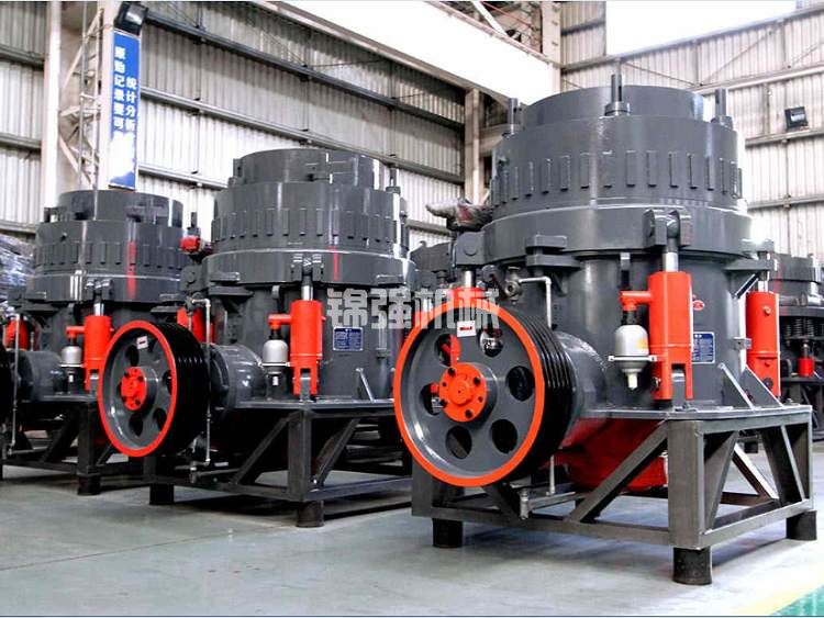 圓錐式制砂機(jī)(圖3) 圓錐式制砂機(jī)(圖3)